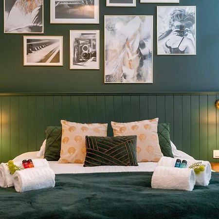 Huswell - Stylish Studio In The Heart Of Brugge Bagian luar foto