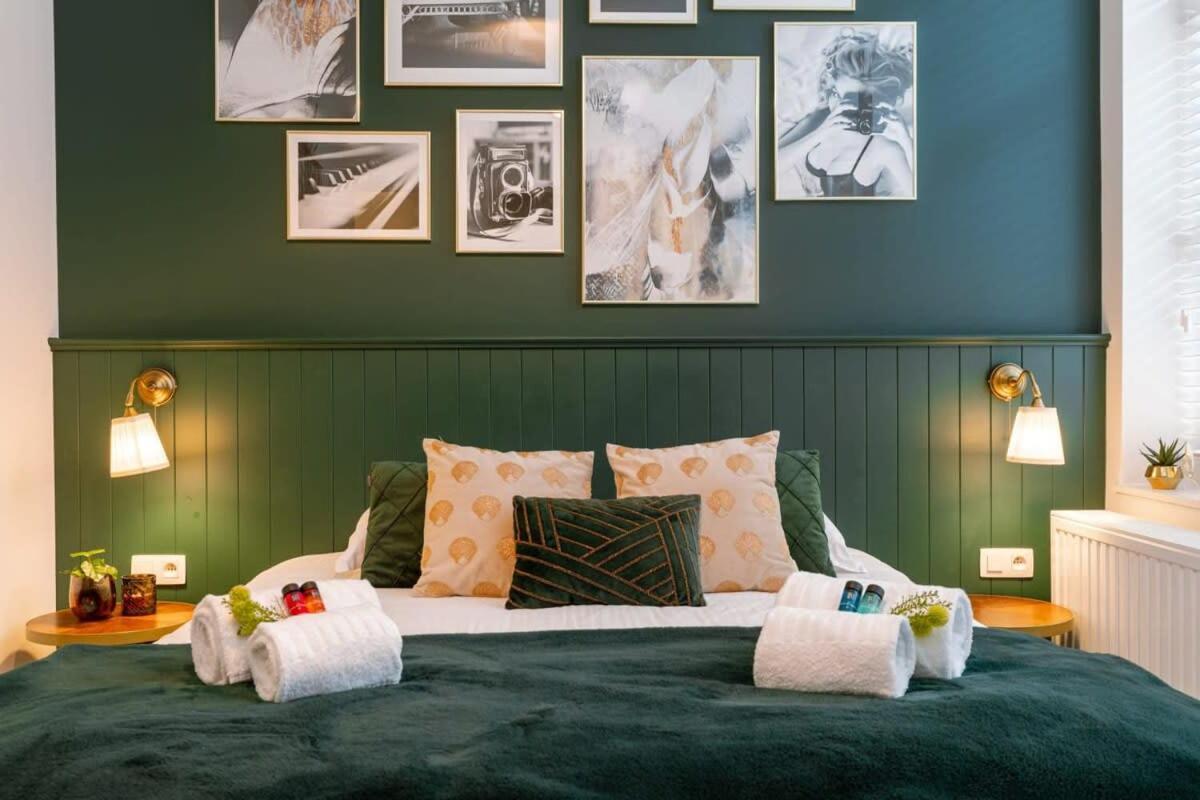 Huswell - Stylish Studio In The Heart Of Brugge Bagian luar foto